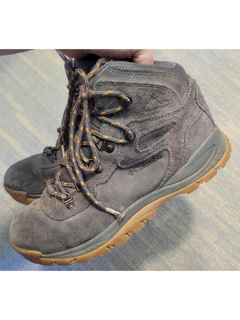 Columbia Men's Hiking Boots Size 7